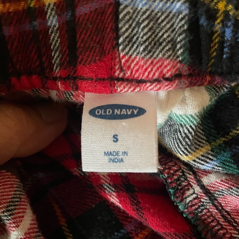 ⚡️ Plaid Red, White, Black, PJ Bottoms ~ Size S ⚡️ - Picture 3 of 3